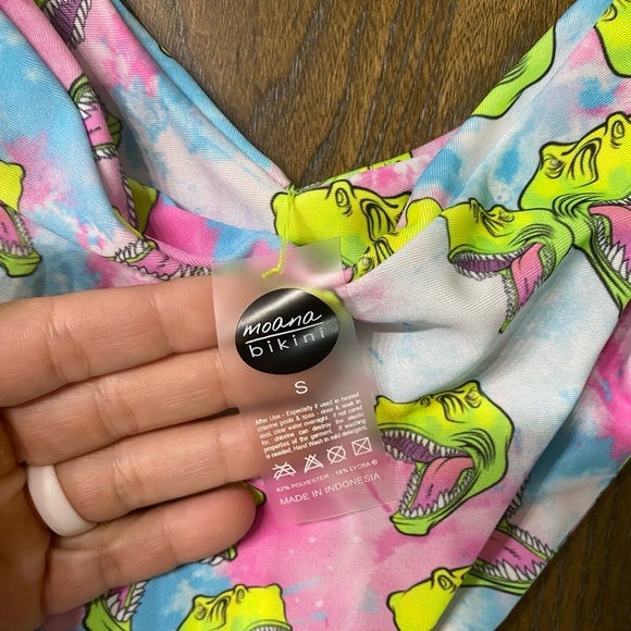 SOLD OUT- Worn Once Moana Dinosaur One Piece Bathing Suit. Size Small - Picture 2 of 4
